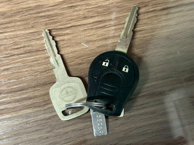 ＮＶ３５０キャラバンバン ロングＤＸ　ベッドキット　９Ｖ型ナビＴＶ　フリップダウンモニター　Ｂｌｕ－ｒａｙ再生　Ｂｌｕｅｔｏｏｔｈ　バックカメラ　前後ドラレコ　１６インチＡＷ　ＮＡＳＣＡＲタイヤ　タイミングチェーン　４ナンバー貨物登録（35枚目）