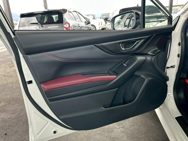 ����ȃh�A�g����