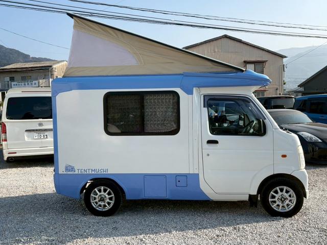 スクラムトラック 　バンショップミカミ　テントむし　Ｔ－ＰＯ　パートタイム４ＷＤ　５速ＭＴ　ワンオーナー車　ユーザー買取　４ナンバー軽自動車登録　ポップアップテント　サブバッテリー１００Ａｈ　デジタルインナーミラー（7枚目）