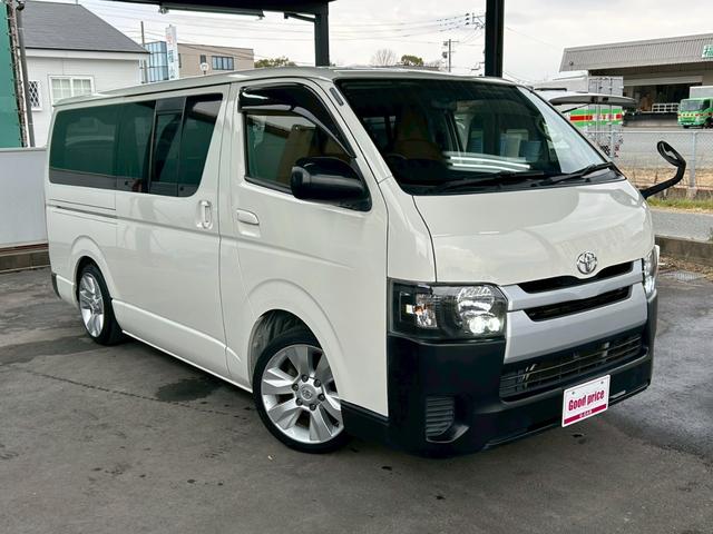 ハイエースバン ロングＤＸ　ワンオーナー　記録簿１１枚有り　ハイラックス用１７インチＡＷ　ローダウン　４型フェイス　ナビＴＶ　Ｂｌｕｅｔｏｏｔｈ　バックカメラ　ＥＴＣ　ＬＥＤヘッドライト　タイミングチェーン　４ナンバー貨物登録（8枚目）