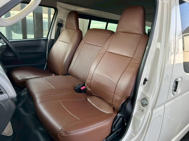 ハイエースバン ロングＤＸ　ワンオーナー　記録簿１１枚有り　ハイラックス用１７インチＡＷ　ローダウン　４型フェイス　ナビＴＶ　Ｂｌｕｅｔｏｏｔｈ　バックカメラ　ＥＴＣ　ＬＥＤヘッドライト　タイミングチェーン　４ナンバー貨物登録（16枚目）