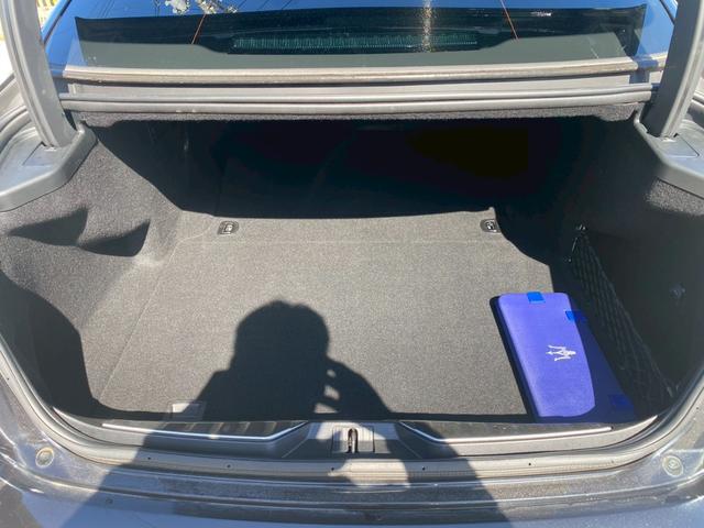 クアトロポルテ S 純正ナビ・バックモニター・Bluetooth キャラメルレザーシート サンルーフ 純正21インチAW ユーザー買取車(26枚目)