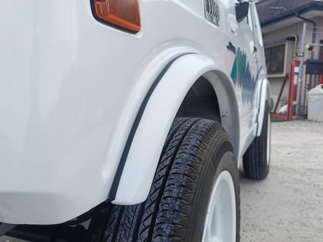 ジムニー EC 5速・社外16インチアルミ・ステアリングダンパー・社外マフラー・タイミングベルト交換済/R3年54630km・サクションホース・IPFオフロードランプ・※純正白から純正白全塗装※(23枚目)