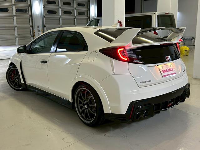 シビック タイプＲ　ユーザー買取車（3枚目）