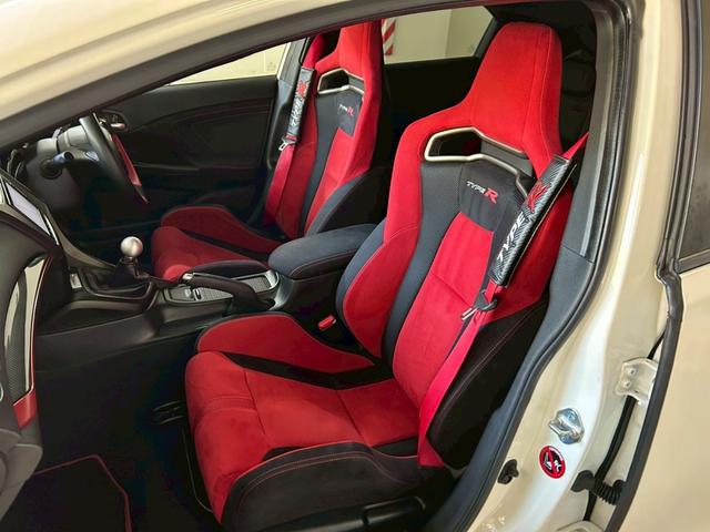 シビック タイプＲ　ユーザー買取車（11枚目）