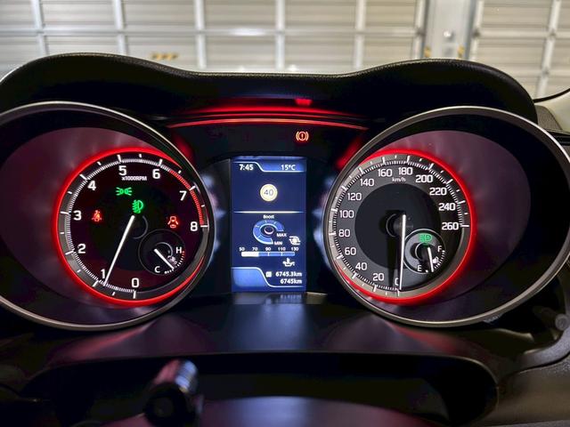 �����s�U�C�W�O�O������