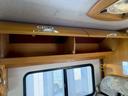 ダイネット部右側上部収納庫