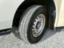 タイヤ右前 ヨコハマブルーアースキャンパー 215/70R15
