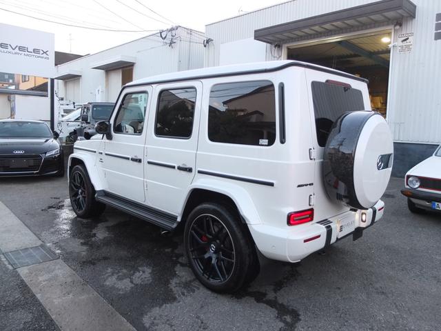 Ｇクラス Ｇ６３　ＡＭＧレザーエクスクルーシブパッケージ　Ｇ６３ナイトＰＫＧ　ＡＭＧカーボンファイバーインテリアトリムＰＫＧブラウンレザー　ドア４枚イージークローザー　ブラバスＦスポイラー　ＡＭＧ２２ＡＷ　ワンオーナー禁煙車　ブラック＆ステップラプター塗装（13枚目）