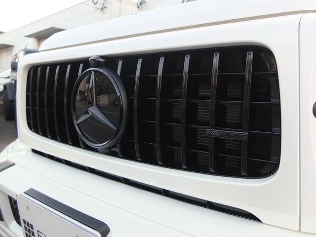 Ｇクラス Ｇ６３　ＡＭＧレザーエクスクルーシブパッケージ　Ｇ６３ナイトＰＫＧ　ＡＭＧカーボンファイバーインテリアトリムＰＫＧブラウンレザー　ドア４枚イージークローザー　ブラバスＦスポイラー　ＡＭＧ２２ＡＷ　ワンオーナー禁煙車　ブラック＆ステップラプター塗装（22枚目）