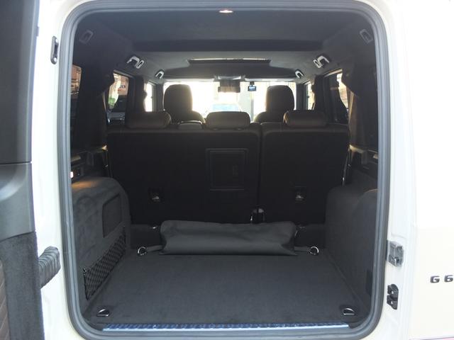 Ｇクラス Ｇ６３　ＡＭＧレザーエクスクルーシブパッケージ　Ｇ６３ナイトＰＫＧ　ＡＭＧカーボンファイバーインテリアトリムＰＫＧブラウンレザー　ドア４枚イージークローザー　ブラバスＦスポイラー　ＡＭＧ２２ＡＷ　ワンオーナー禁煙車　ブラック＆ステップラプター塗装（60枚目）