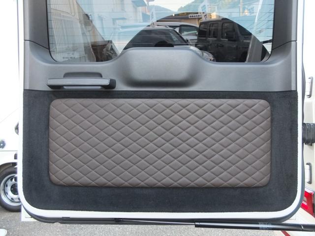 Ｇクラス Ｇ６３　ＡＭＧレザーエクスクルーシブパッケージ　Ｇ６３ナイトＰＫＧ　ＡＭＧカーボンファイバーインテリアトリムＰＫＧブラウンレザー　ドア４枚イージークローザー　ブラバスＦスポイラー　ＡＭＧ２２ＡＷ　ワンオーナー禁煙車　ブラック＆ステップラプター塗装（61枚目）