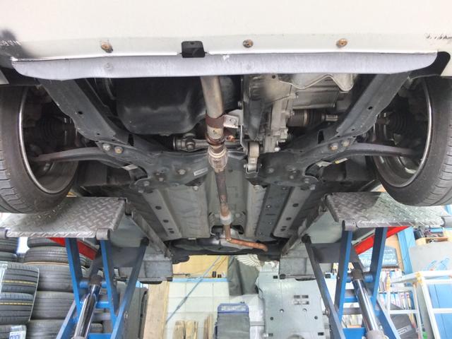 ５００Ｃ １２０ｔｈタキシード　ワンオーナー禁煙車　特別仕様車１００台限定車　ディーラー保証書　整備記録簿　取説　スペアキー　ＷＯＲＫ１６インチＡＷバイカラー　ビルシュタイン車高調　社外エアクリ　マフラー　タワーバー　シートカバー（26枚目）