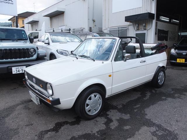 ゴルフカブリオ 　車検Ｒ９年１０月　正規ディーラー車　タイベルＷＰ交換　エアコン　パワステ　レッド幌　カロッツェリア製ＭＶＨ－５６００　Ｂｌｕｅｔｏｏｔｈ　ＥＴＣ（8枚目）