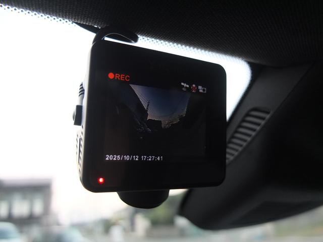 ＧＬＡクラス ＧＬＡ１８０　スポーツ　ＡＭＧホイール　黒革　電動リアゲート　プッシュスタートシステム　ユピテル製３６０度ドラレコ　純正ナビ　フルセグ　Ｂｌｕｅｔｏｏｔｈ　ＤＶＤ再生　バックカメラ　ＥＴＣ　保証書　整備記録簿　取説スペアキー（45枚目）