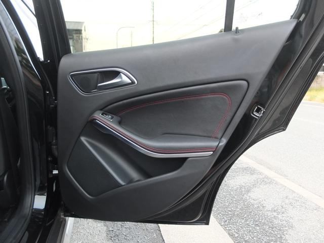 ＧＬＡクラス ＧＬＡ１８０　スポーツ　ＡＭＧホイール　黒革　電動リアゲート　プッシュスタートシステム　ユピテル製３６０度ドラレコ　純正ナビ　フルセグ　Ｂｌｕｅｔｏｏｔｈ　ＤＶＤ再生　バックカメラ　ＥＴＣ　保証書　整備記録簿　取説スペアキー（55枚目）