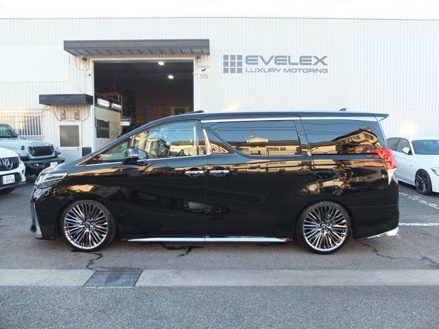 アルファード ２．５Ｓ　Ｃパッケージ　ＬＥＸＵＳ　ＬＭ３５０仕様　ＷＡＬＤ２１ＡＷ　車高調　アルパインナビ　後席モニター　ワンオーナー禁煙車　黒革　ツインサンルーフ　両側電動スライドドア　パワーバックドア　ドライブレコーダー前後カメラ（12枚目）