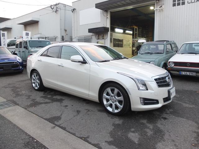 キャデラックＡＴＳ ラグジュアリー　純正ストラーダナビ　ＴＶ　ＢＴ　バックカメラ　ＢＯＳＥサウンド　禁煙車　ブラックレザーシート　プッシュスタートシステム　スマートキー　保証書　整備記録簿　取説　スペアスマートキー（8枚目）