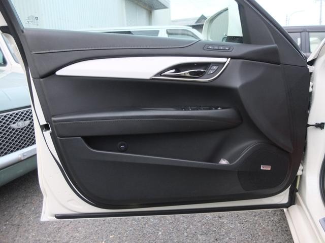 キャデラックＡＴＳ ラグジュアリー　純正ストラーダナビ　ＴＶ　ＢＴ　バックカメラ　ＢＯＳＥサウンド　禁煙車　ブラックレザーシート　プッシュスタートシステム　スマートキー　保証書　整備記録簿　取説　スペアスマートキー（39枚目）