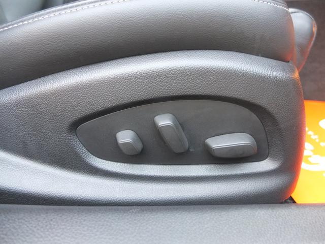 キャデラックＡＴＳ ラグジュアリー　純正ストラーダナビ　ＴＶ　ＢＴ　バックカメラ　ＢＯＳＥサウンド　禁煙車　ブラックレザーシート　プッシュスタートシステム　スマートキー　保証書　整備記録簿　取説　スペアスマートキー（42枚目）