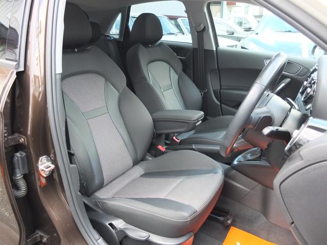 Ａ１スポーツバック １．４ＴＦＳＩ　１．４ＴＦＳＩ（５名）　禁煙車　ハーフレザーシート純正ナビＴＶ　プッシュスタートシステム　　　タイヤ４本新品　車検Ｒ９年８月　ＡＵＤＩ保証書＆整備記録簿＆取説＆スペアスマートキー（5枚目）