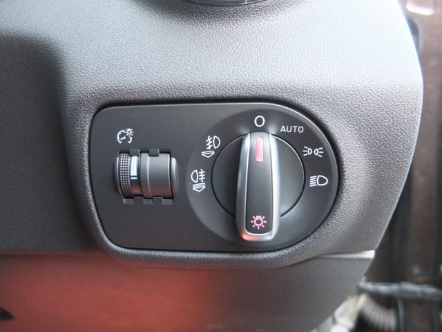 Ａ１スポーツバック １．４ＴＦＳＩ　１．４ＴＦＳＩ（５名）　禁煙車　ハーフレザーシート純正ナビＴＶ　プッシュスタートシステム　　　タイヤ４本新品　車検Ｒ９年８月　ＡＵＤＩ保証書＆整備記録簿＆取説＆スペアスマートキー（30枚目）