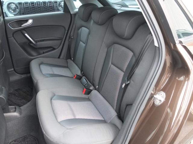 Ａ１スポーツバック １．４ＴＦＳＩ　１．４ＴＦＳＩ（５名）　禁煙車　ハーフレザーシート純正ナビＴＶ　プッシュスタートシステム　　　タイヤ４本新品　車検Ｒ９年８月　ＡＵＤＩ保証書＆整備記録簿＆取説＆スペアスマートキー（42枚目）