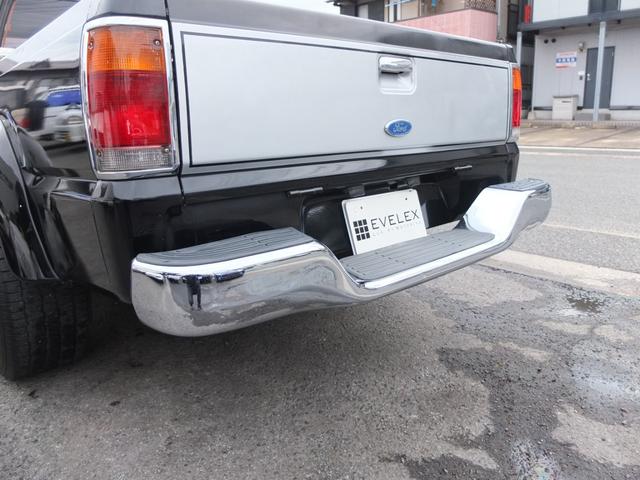 プロシード キャブプラス　車検Ｒ９年２月　アメリカンカスタム　新品ビレットハンドル　メッキ深リムホイール　グッドリッチ製ホワイトレタータイヤ　レザーシート　メッキバンパー前後　オーバーフェンダー　サイドステップ　荷台ＢＯＸ（14枚目）