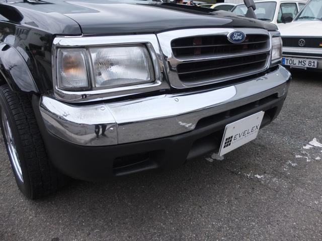 プロシード キャブプラス　車検Ｒ９年２月　アメリカンカスタム　新品ビレットハンドル　メッキ深リムホイール　グッドリッチ製ホワイトレタータイヤ　レザーシート　メッキバンパー前後　オーバーフェンダー　サイドステップ　荷台ＢＯＸ（18枚目）