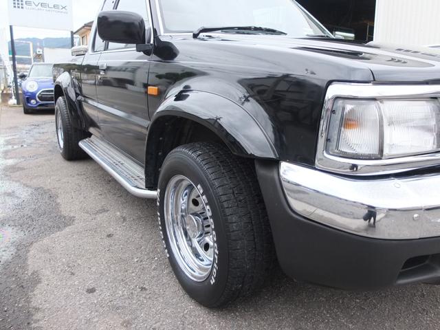 プロシード キャブプラス　車検Ｒ９年２月　アメリカンカスタム　新品ビレットハンドル　メッキ深リムホイール　グッドリッチ製ホワイトレタータイヤ　レザーシート　メッキバンパー前後　オーバーフェンダー　サイドステップ　荷台ＢＯＸ（19枚目）