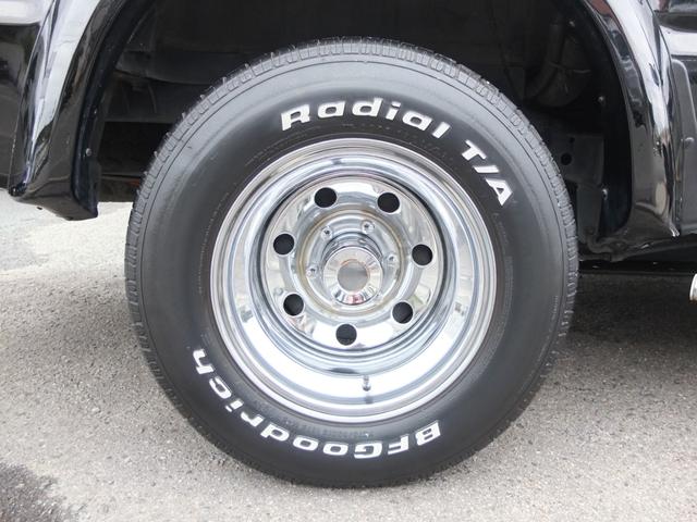 プロシード キャブプラス　車検Ｒ９年２月　アメリカンカスタム　新品ビレットハンドル　メッキ深リムホイール　グッドリッチ製ホワイトレタータイヤ　レザーシート　メッキバンパー前後　オーバーフェンダー　サイドステップ　荷台ＢＯＸ（26枚目）
