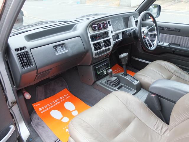 プロシード キャブプラス　車検Ｒ９年２月　アメリカンカスタム　新品ビレットハンドル　メッキ深リムホイール　グッドリッチ製ホワイトレタータイヤ　レザーシート　メッキバンパー前後　オーバーフェンダー　サイドステップ　荷台ＢＯＸ（34枚目）