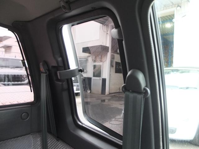 プロシード キャブプラス　車検Ｒ９年２月　アメリカンカスタム　新品ビレットハンドル　メッキ深リムホイール　グッドリッチ製ホワイトレタータイヤ　レザーシート　メッキバンパー前後　オーバーフェンダー　サイドステップ　荷台ＢＯＸ（45枚目）