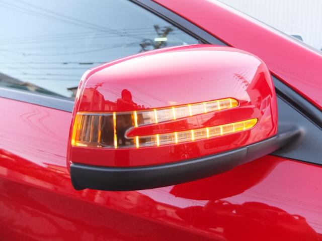 �����h�A�~���[�E�C���J�[��������܂��B