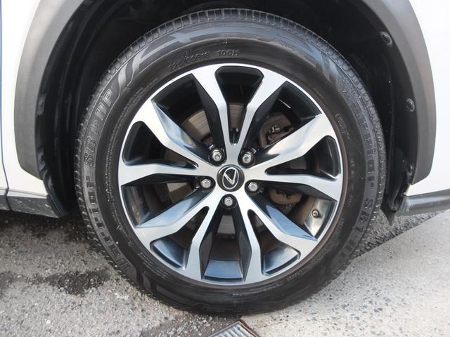 �e�X�|�[�c��p�A���~�z�C�[���ł��B�^�C���͂S�{���Ɏc�a��U��������܂��B