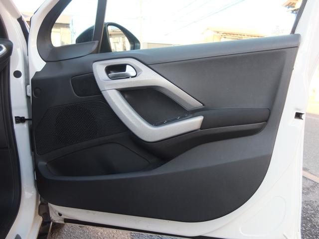 �^�]�ȃh�A�C���i�[�ł��B