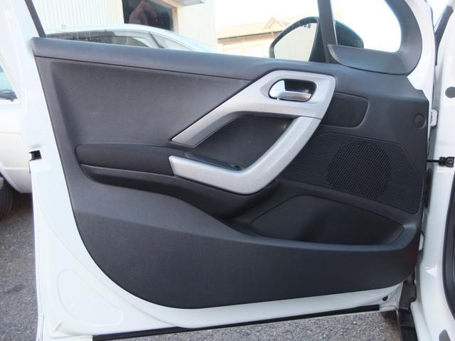 ����ȃh�A�C���i�[�ł��B