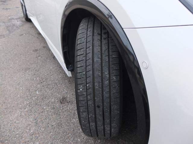 プリウス Ｚ　モデリスタエアロ　ガラスルーフ　純正ナビ　デジタルインナーミラー　全周囲カメラ　ブラックレザーシート　シートエアコンヒーター　ハンドルヒーター　ＥＴＣ２．０　保証書　取説　整備手帳　スペアキー（23枚目）