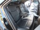 後部座席も綺麗な状態です。