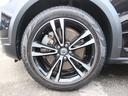 純正アルミホイール装備車です。タイヤは4本共にピレリ製で残溝も約7分御座います。