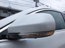 純正ドアミラーウインカーも装備しております。