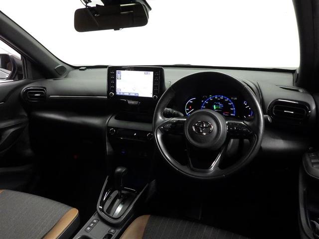 ヤリスクロス ハイブリッドZ アドベンチャー フルセグ メモリーナビ バックカメラ 衝突被害軽減システム ETC ドラレコ LEDヘッドランプ ワンオーナー 盗難防止装置 アルミホイール 電動シート スマートキー オートクルーズコントロール(5枚目)