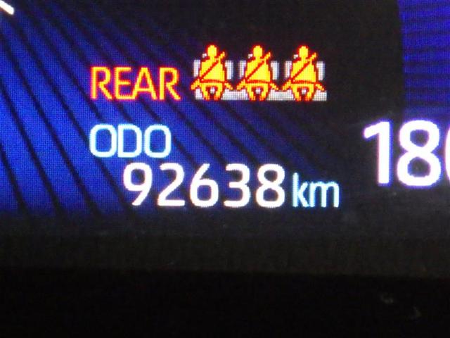 カローラスポーツ ハイブリッドＧ　Ｚ　フルセグ　メモリーナビ　ＤＶＤ再生　バックカメラ　衝突被害軽減システム　ＥＴＣ　ＬＥＤヘッドランプ　盗難防止装置　アルミホイール　ＣＤ　スマートキー　オートクルーズコントロール　フル装備　エアバッグ（7枚目）