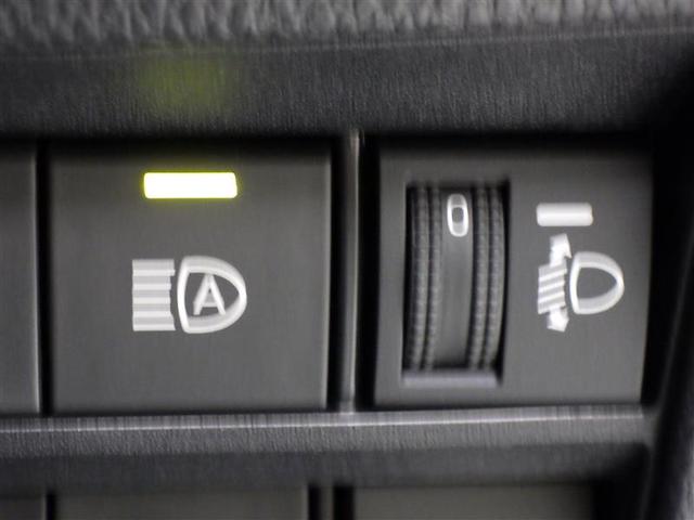 ヴォクシー Ｓ－Ｇ　タイプ１　フルセグ　メモリーナビ　ＤＶＤ再生　ミュージックプレイヤー接続可　バックカメラ　衝突被害軽減システム　ＥＴＣ　両側電動スライド　ＬＥＤヘッドランプ　乗車定員７人　３列シート　ワンオーナー　盗難防止装置（18枚目）