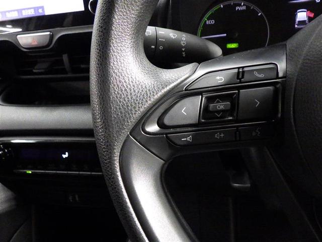 ヤリス ハイブリッドＸ　メモリーナビ　ミュージックプレイヤー接続可　バックカメラ　衝突被害軽減システム　ＥＴＣ　ドラレコ　オートクルーズコントロール　フル装備　エアバッグ　横滑り防止機能　ハイブリッド（15枚目）