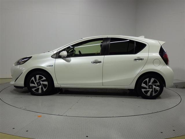 アクア Ｓスタイルブラック　メモリーナビ　バックカメラ　衝突被害軽減システム　ＥＴＣ　ＬＥＤヘッドランプ　ワンオーナー　盗難防止装置　ＣＤ　スマートキー　フル装備　エアバッグ　横滑り防止機能　ハイブリッド（2枚目）