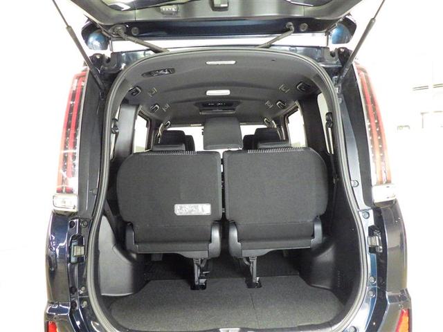 ノア ＳＩ　フルセグ　メモリーナビ　ＤＶＤ再生　後席モニター　バックカメラ　衝突被害軽減システム　ＥＴＣ　両側電動スライド　ＬＥＤヘッドランプ　乗車定員７人　３列シート　フルエアロ　盗難防止装置　アルミホイール（30枚目）