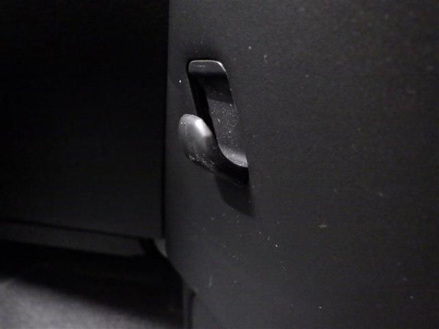 ルーミー カスタムＧ　フルセグ　メモリーナビ　ＤＶＤ再生　バックカメラ　衝突被害軽減システム　ＥＴＣ　両側電動スライド　ＬＥＤヘッドランプ　ウオークスルー　アイドリングストップ　盗難防止装置　アルミホイール　ＣＤ　フル装備（15枚目）