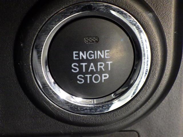 ルーミー カスタムＧ　フルセグ　メモリーナビ　ＤＶＤ再生　バックカメラ　衝突被害軽減システム　ＥＴＣ　両側電動スライド　ＬＥＤヘッドランプ　ウオークスルー　アイドリングストップ　盗難防止装置　アルミホイール　ＣＤ　フル装備（18枚目）