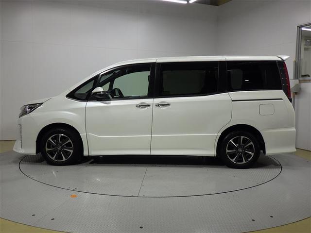 ノア Ｓｉ　ダブルバイビーＩＩ　フルセグ　メモリーナビ　ＤＶＤ再生　後席モニター　バックカメラ　衝突被害軽減システム　ＥＴＣ　両側電動スライド　ＬＥＤヘッドランプ　ウオークスルー　乗車定員７人　３列シート　ワンオーナー　盗難防止装置（2枚目）